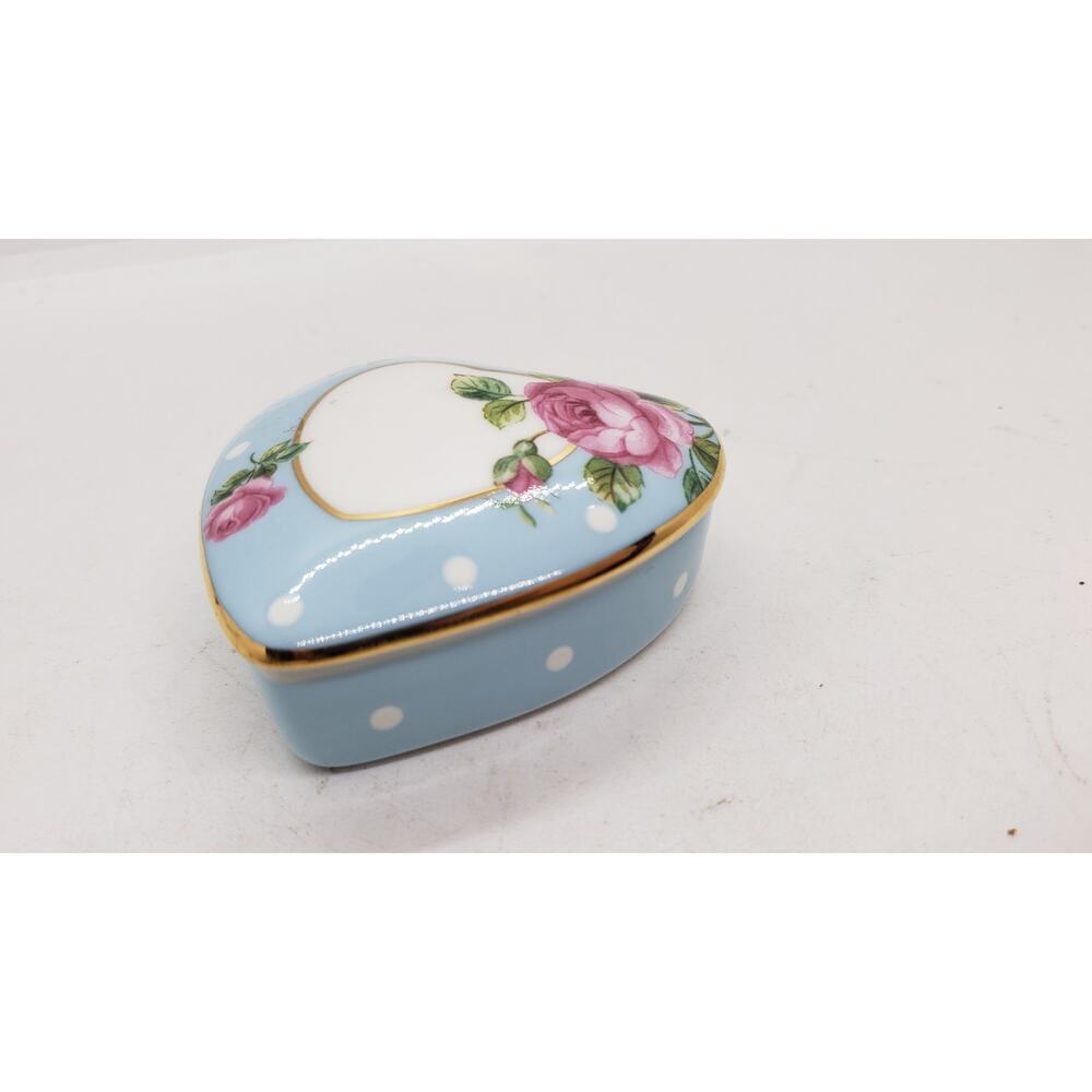 Vintage Royal Albert Heart Trinket Jewelry Box Porcelain Rose Floral England - Picture 2 of 13